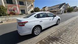 نیسان سێنترا